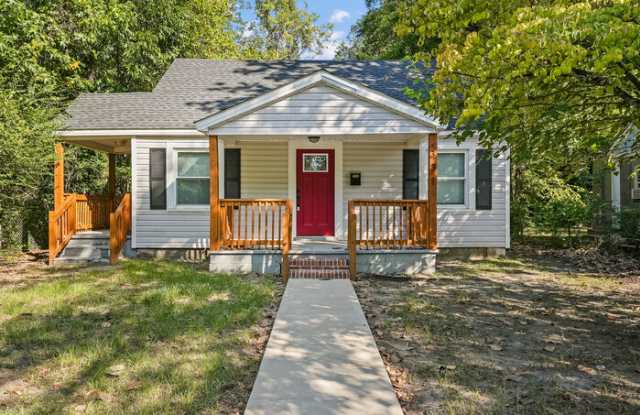 331 Lincoln Drive Gallery 2