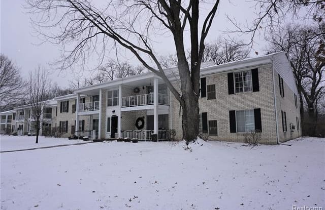 35962 ANN ARBOR Trail - 35962 Ann Arbor Trail +, Livonia, MI 48150