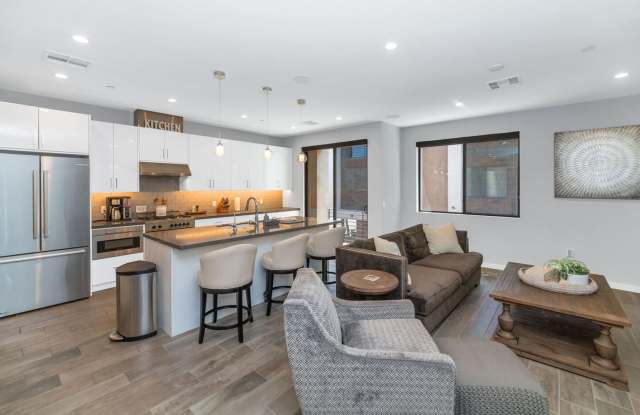 Rates Vary: $4,495 - $7,995 Gallery 4