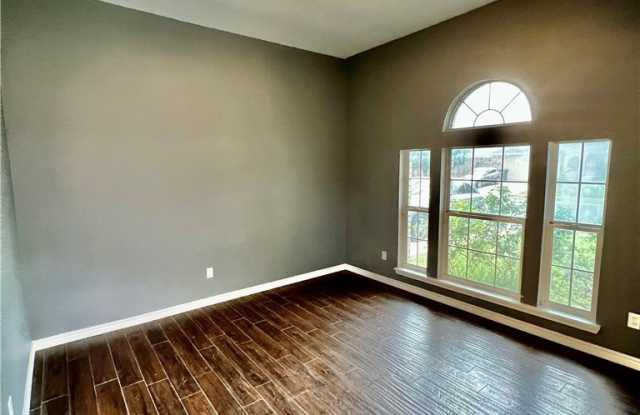 2417 Windblown Drive Gallery 3