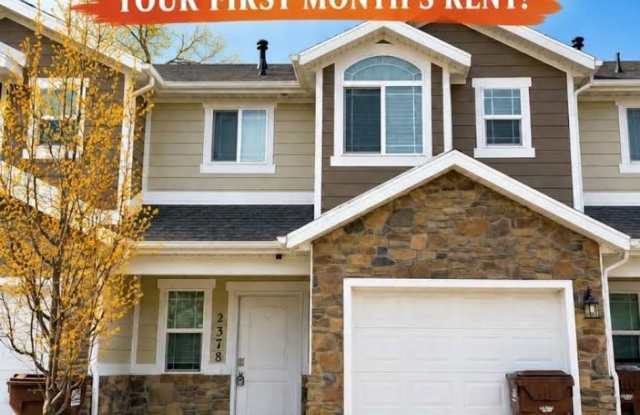 $1,795 OFF Your First Month! Spacious 3 Bed 2.5 Bath West Haven Townhome Gallery 1