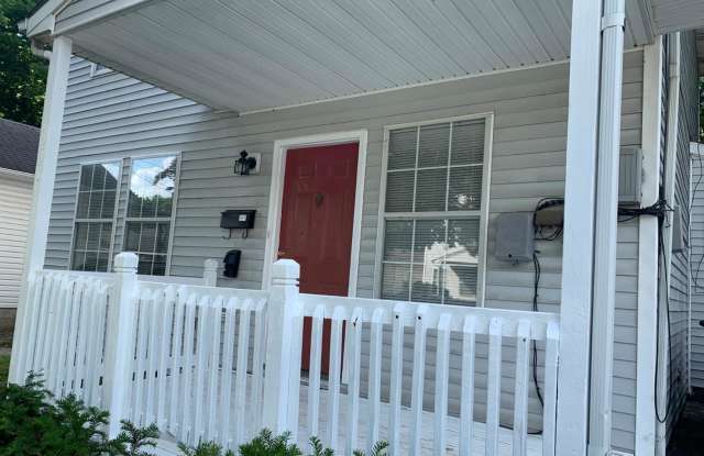 423 Hawkins Drive Gallery 2