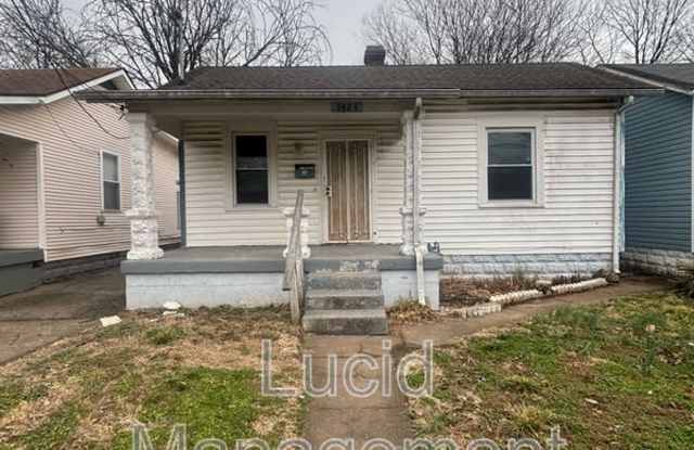 1423 Lillian Avenue photos photos