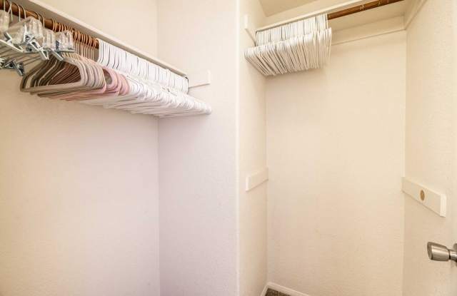 Cute 2 Bedroom Condo FOR RENT! photos photos Cute 2 Bedroom Condo FOR RENT! photos photos