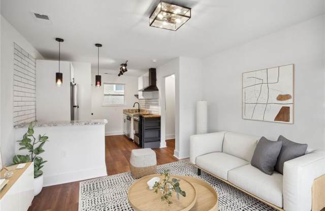 782 Dixie Avenue NE photos photos