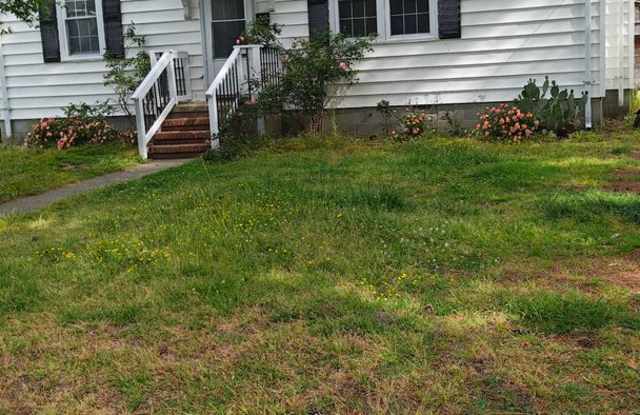 3 Bed 1 Bath Home for Rent in Norfolk! photos photos
