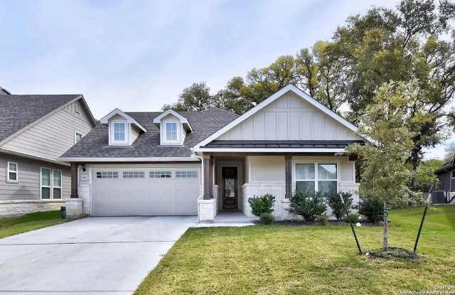 8912 CURLING POST photos photos