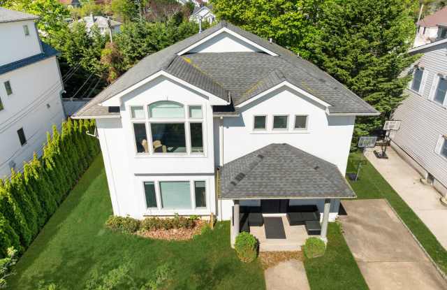 230 Norwood Avenue Gallery 2