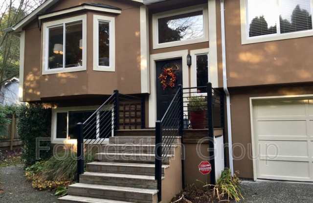 11331 19th Ave NE - 11331 19th Avenue Northeast, Seattle, WA 98125