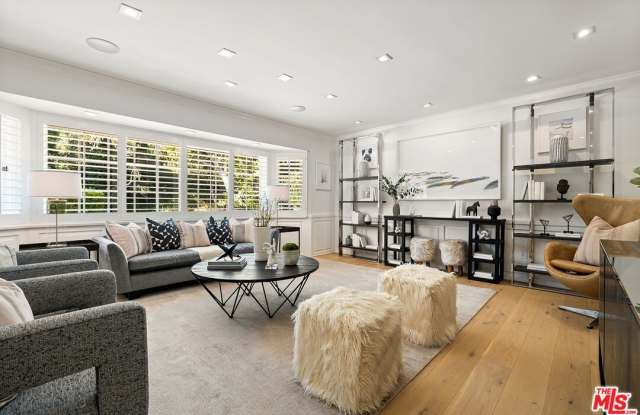 1124 Laurel Way - 1124 Laurel Way, Beverly Hills, CA 90210