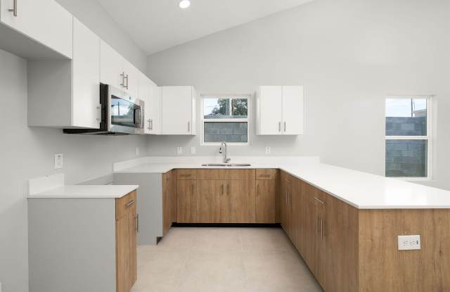 Brand-New 3 Bedroom, 2 Bath Apartment for Rent Gallery 4