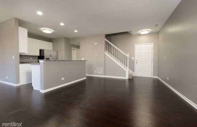4036 Blackstone Drive Gallery 3