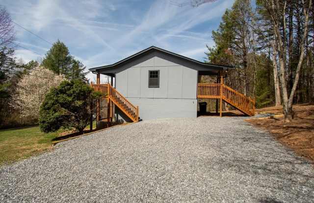 2680 River Road Gallery 2