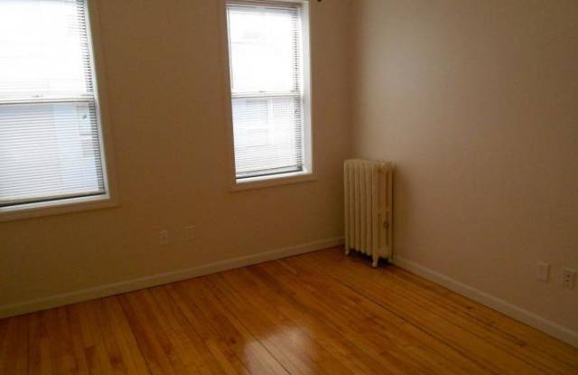 49 Edgerly Rd. Gallery 2