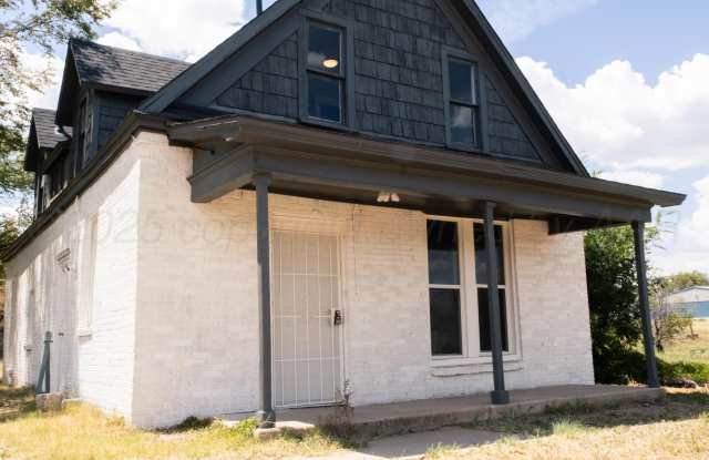 1805 N Adams Street - 1805 North Adams Street, Amarillo, TX 79107