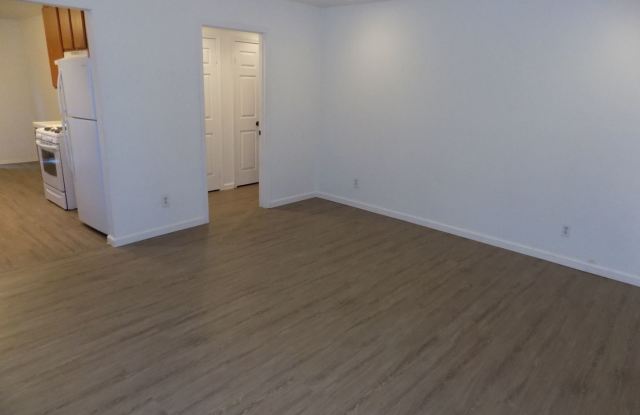 1711 S. Mesa Street Apt #3 Gallery 3
