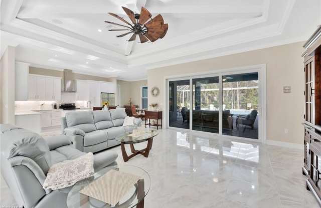 589 12th Ave NW Gallery 3