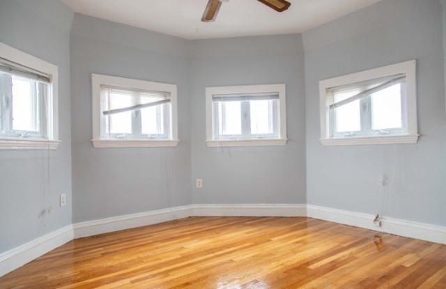 19-21 Woodbridge St photos photos