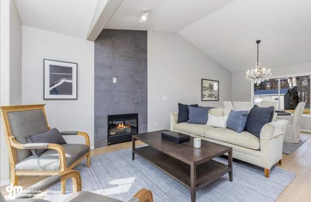 5375  Cape Seville Drive Gallery 3