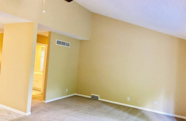 4844 Belleview Avenue - 1 Gallery 3