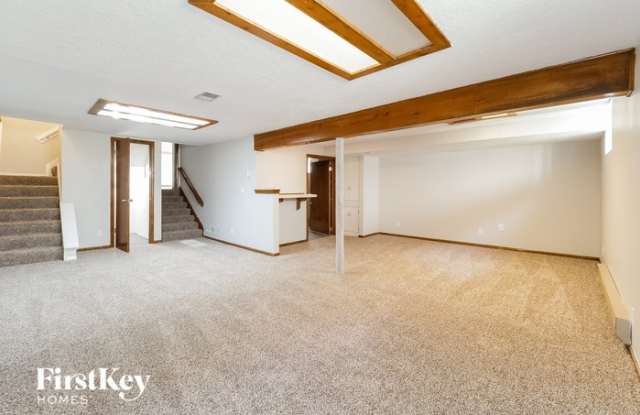 1413 South Pawnee Drive Gallery 3