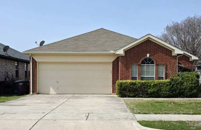 3 Bedroom in Eagle Mountain-Saginaw Schools - 6317 New Harbor Lane, Fort Worth, TX 76179