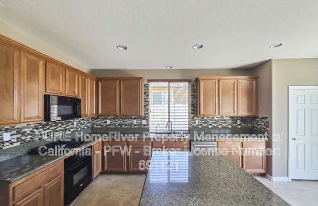 23655 Glazebrook Rd Gallery 2