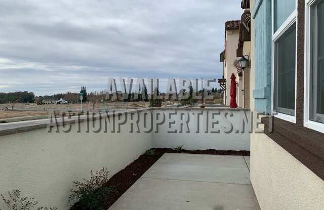 Solar ! Lennar Home - 3 Bed, 2.5 Bath -2 Car, Beautiful, Master Downstairs full of Modern Design and Features Gallery 4