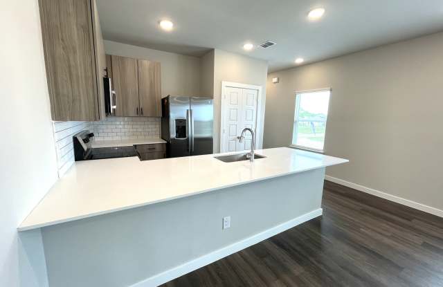 1340 County Road 1106 photos photos