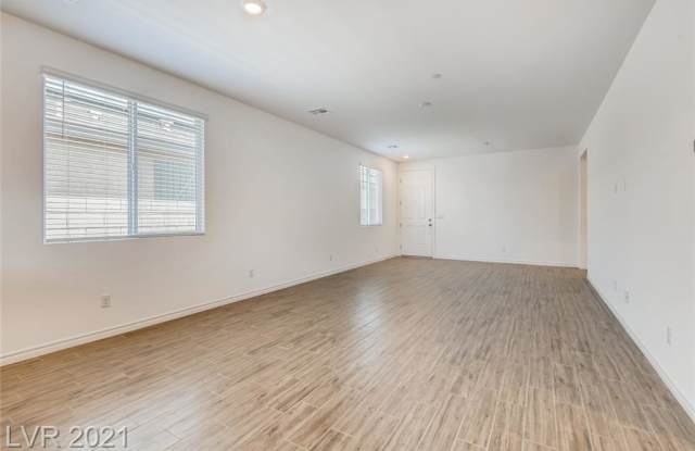 1301 Ossa Street Gallery 2