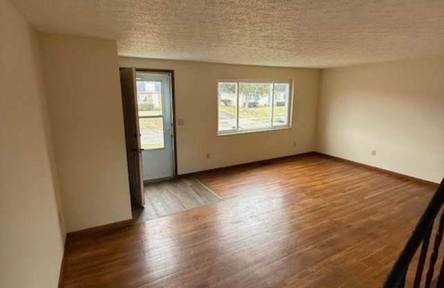 4566 Harbor Boulevard - 4568 Gallery 4
