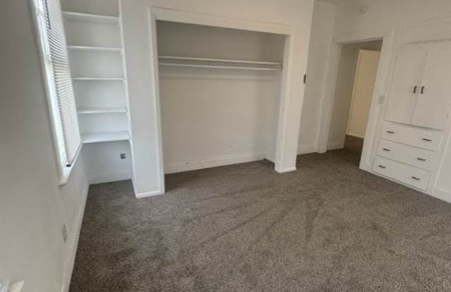 704 West Richard Avenue - B2 Gallery 4