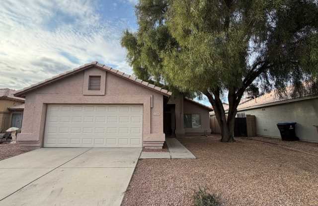 Freshly Painted 3 bedroom/2 bathroom Peoria Home! photos photos Freshly Painted 3 bedroom/2 bathroom Peoria Home! photos photos