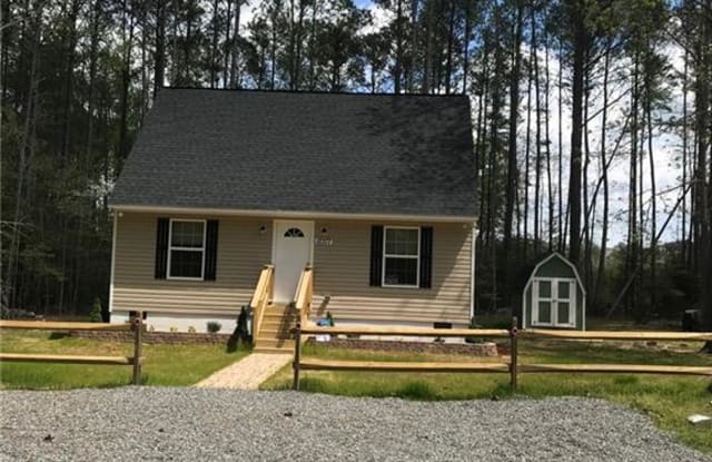 12377 Dogwood Trail - 12377 Dogwood Trl, Gloucester County, VA 23061