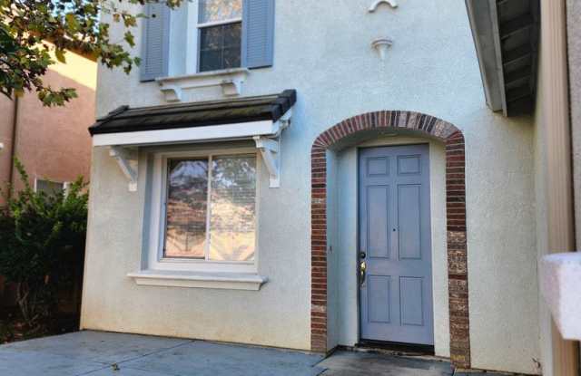 *MOVE IN SPECIAL - 2 WEEKS FREE!!* Beautiful Yuba City Home photos photos