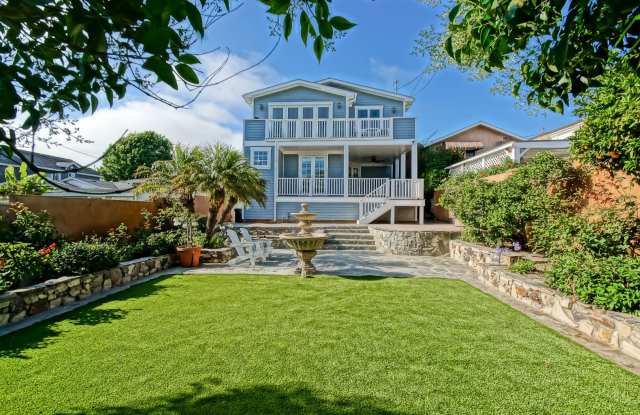 Beautiful, Bright  Spacious, 4BR3.5BA Hilltop Home w/ Amazing Indoor/Outdoor Space  Ocean/PV/City Lights Views Just Blocks from the Hollywood Riviera  Beach! photos photos