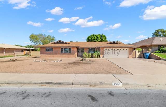 4938 E Earll Dr photos photos
