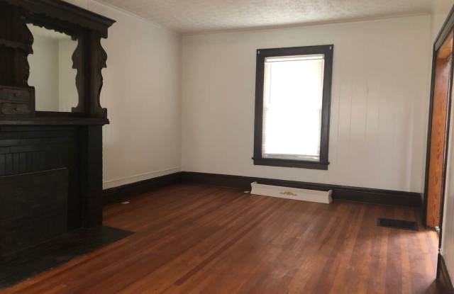 92 N. Ogden Avenue Gallery 4