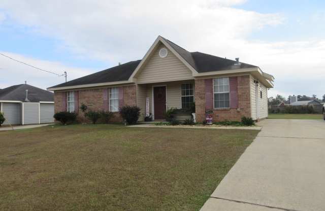 SOUGHT AFTER WEST MOBILE! - 13635 Daniels Drive, Mobile County, AL 36695