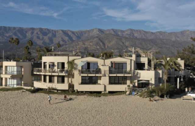 4885 Sandyland Road unit: 2 photos photos