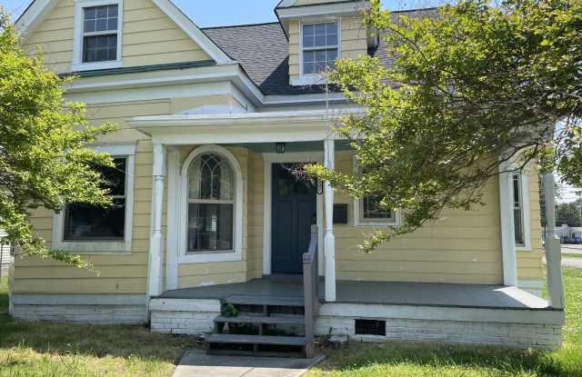 2002 Victoria Boulevard - 2002 Victoria Boulevard, Hampton, VA 23661 2002 Victoria Boulevard - 2002 Victoria Boulevard, Hampton, VA 23661