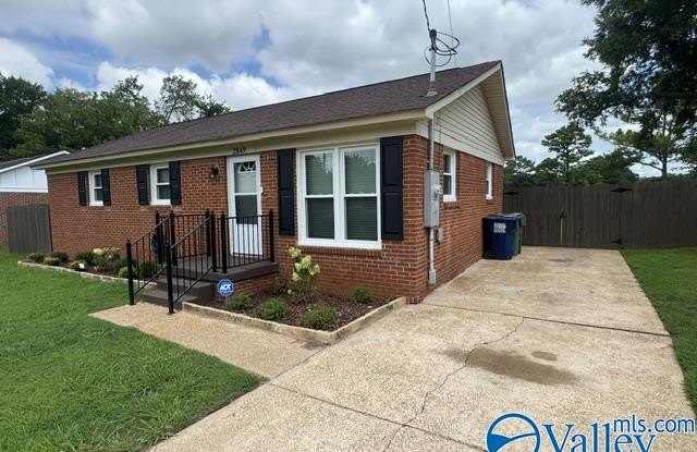 2849 Greenside Drive NW Gallery 3
