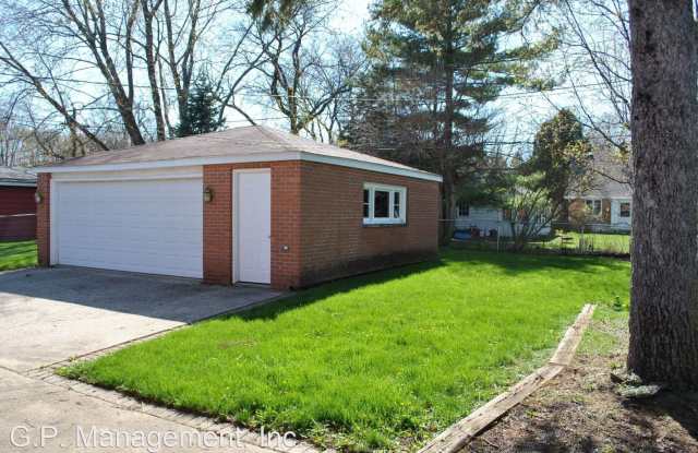 305 Kenloch Avenue Gallery 3