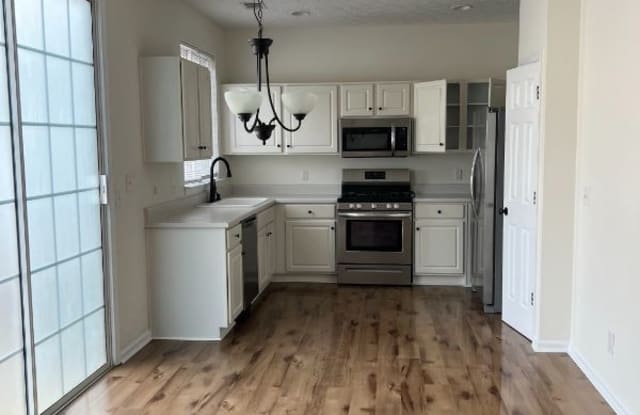 722 windcroft Circle Nw - 722 Windcroft Circle Northwest, Acworth, GA 30101