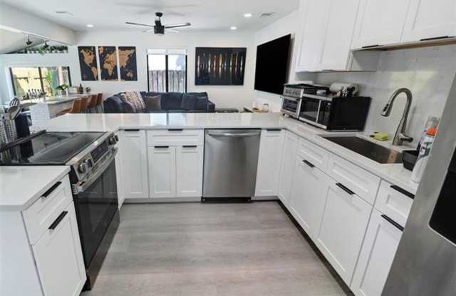 508 SW 13th St # 508, Fort Lauderdale, FL 33315 Gallery 1