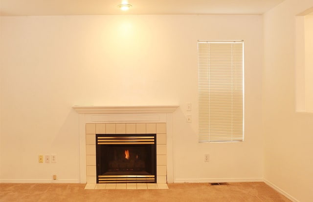 4993 SW Roseberry Street Gallery 2