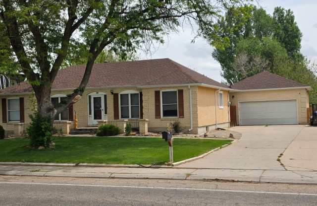 ALL PROSPECTIVE TENANTS MUST SUBMIT A $58 NON-REFUNDABLE APPLICATION FEE PER APPLICANT ONLINE AND BE PRE-QUALIFIED PRIOR TO ANY SHOWINGS photos photos ALL PROSPECTIVE TENANTS MUST SUBMIT A $58 NON-REFUNDABLE APPLICATION FEE PER APPLICANT ONLINE AND BE PRE-QUALIFIED PRIOR TO ANY SHOWINGS photos photos