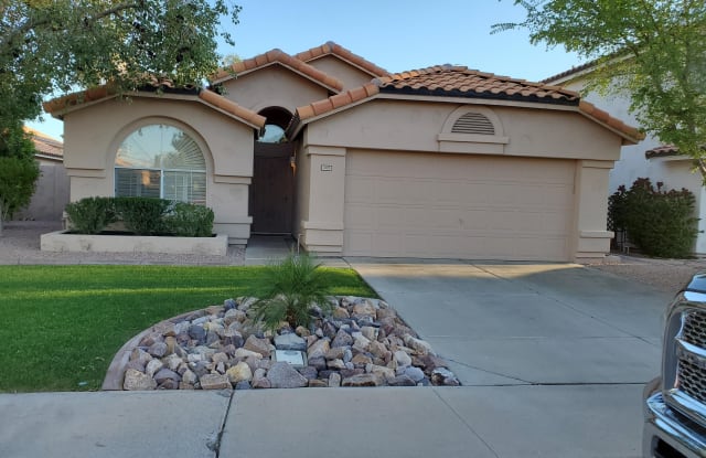 1675 W MAPLEWOOD Street - 1675 West Maplewood Street, Chandler, AZ 85286