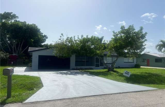 2203 Santiago Avenue photos photos