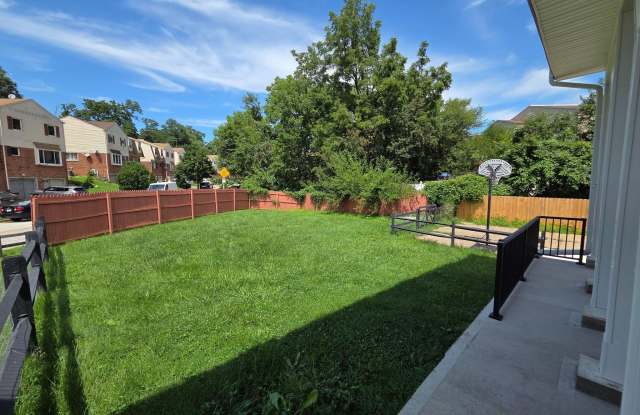 1701 SCOTCHBROOK Drive Gallery 2